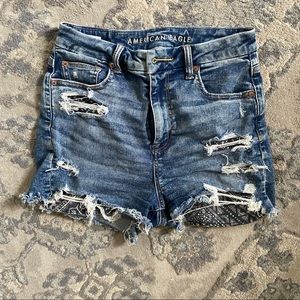 American Eagle High Waisted Curvy Shorts